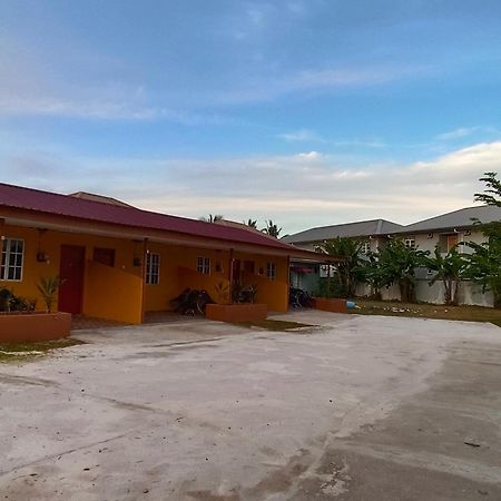 Alfa Roomstay 珍南海滩 外观 照片