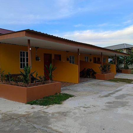 Alfa Roomstay 珍南海滩 外观 照片